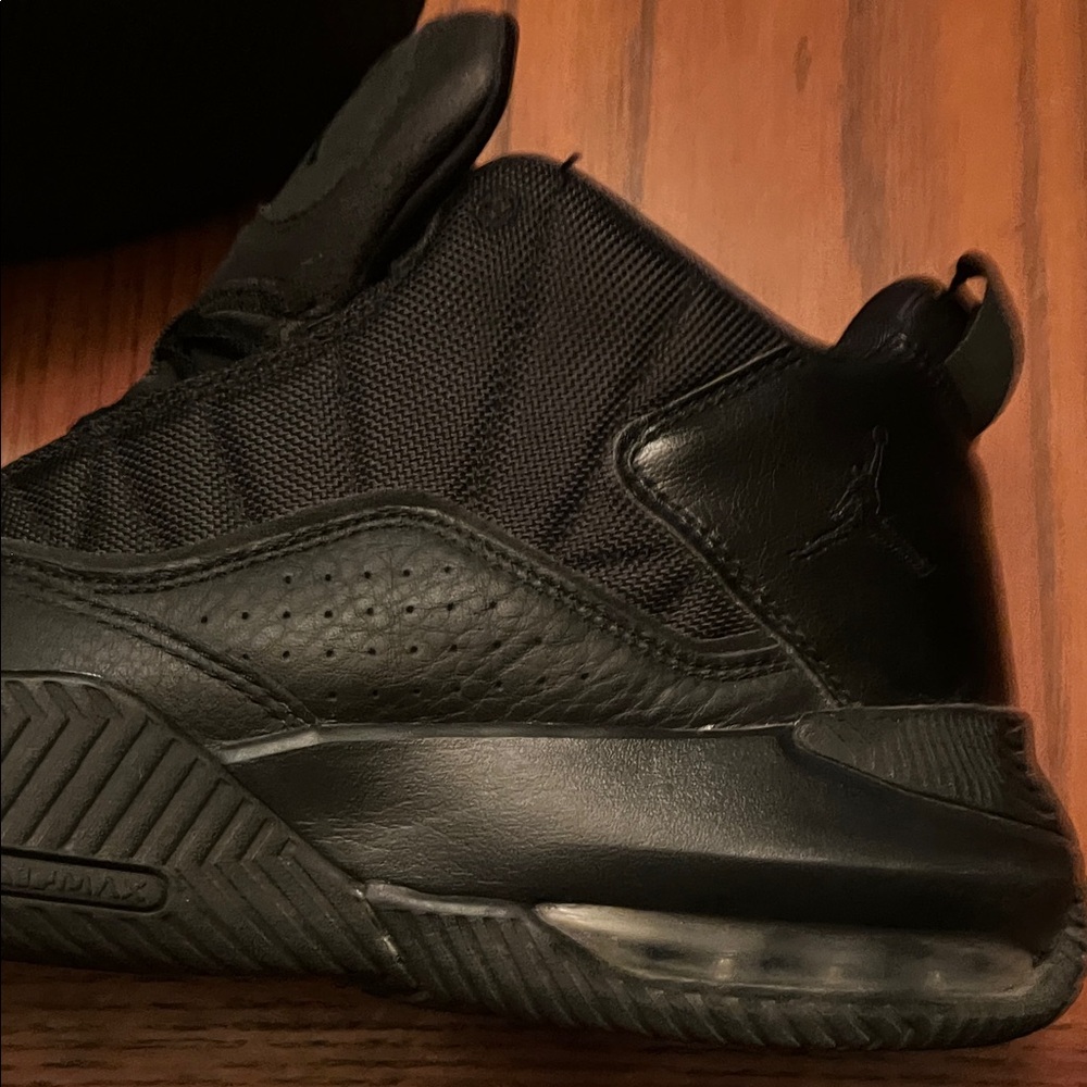 “Stay Loyal”, Air Jordan,Men’s Black mid--Top Athletic Basketball Shoes. - Picture 7 of 14